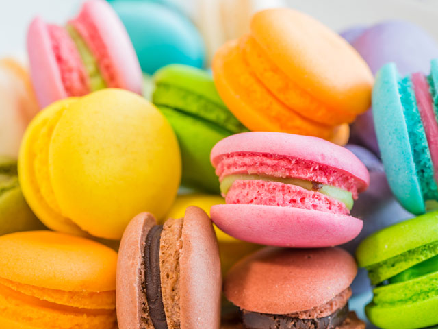 colorful macaroons - snack attack